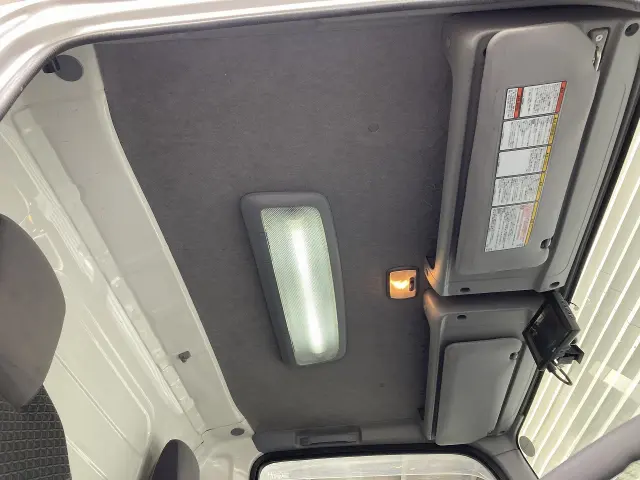 いすゞ エルフ TRG-NLR85AN(2WD)の写真17