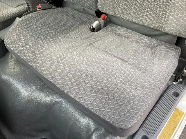 いすゞ エルフ TRG-NLR85AN(2WD)の写真40