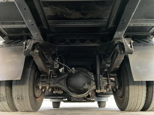 いすゞ エルフ TRG-NMR85N(2WD)の写真12