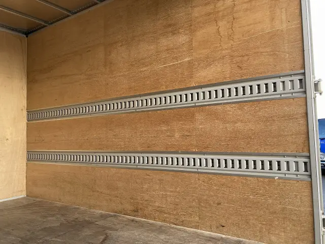 トヨタ ダイナ TKG-XZU675(4WD)の写真23