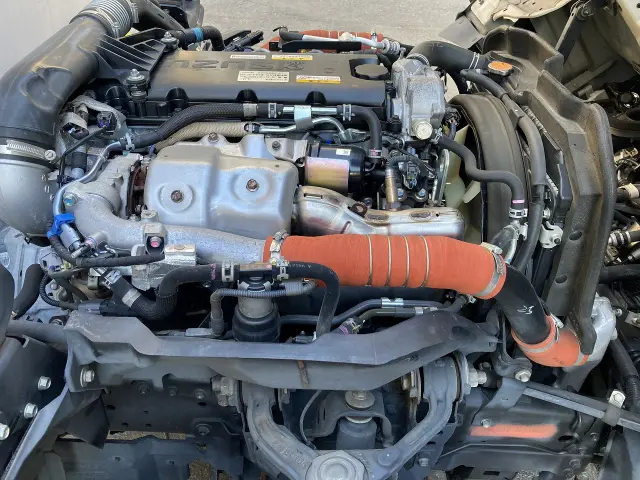 いすゞ エルフ 2RG-NLR88AN(2WD)の写真28