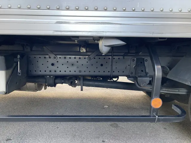 いすゞ エルフ 2RG-NLR88AN(2WD)の写真29