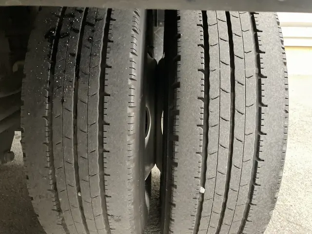 いすゞ エルフ TRG-NLR85AN(2WD)の写真13