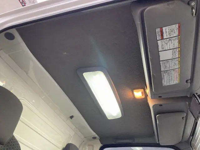 いすゞ エルフ TRG-NLR85AN(2WD)の写真18