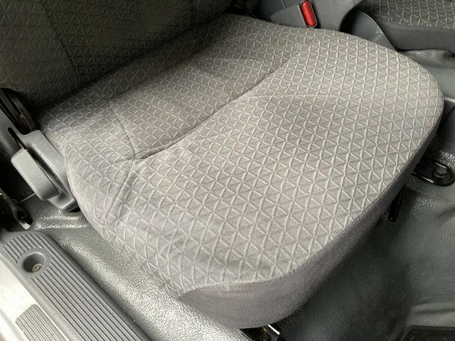 いすゞ エルフ TRG-NLR85AN(2WD)の写真36