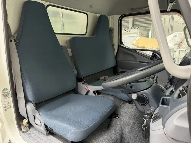 三菱 キャンター TKG-FEA50(2WD)の写真16