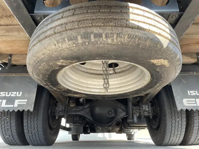 いすゞ エルフ TKG-NPR85AR(2WD)の写真13