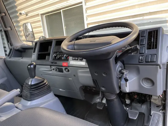 いすゞ エルフ TKG-NPR85AR(2WD)の写真22