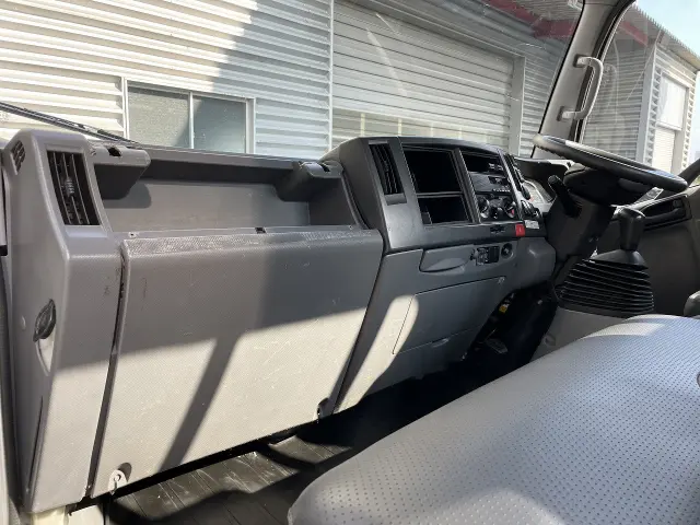 いすゞ エルフ TKG-NPR85AR(2WD)の写真26