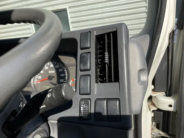 いすゞ エルフ TKG-NPR85AR(2WD)の写真35