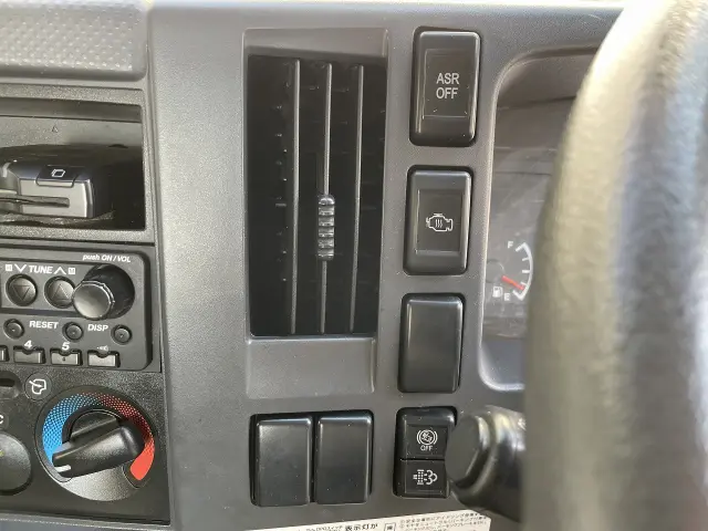 いすゞ エルフ TKG-NPR85AR(2WD)の写真36