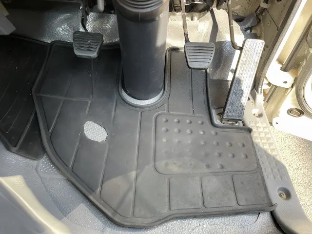 いすゞ エルフ TKG-NPR85AR(2WD)の写真37