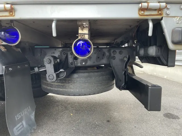 いすゞ エルフ BKG-NHS85A(4WD)の写真13