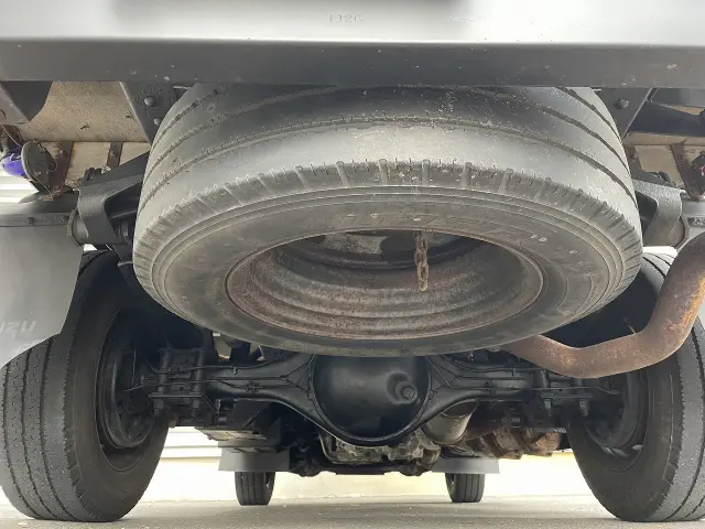 いすゞ エルフ BKG-NHS85A(4WD)の写真14