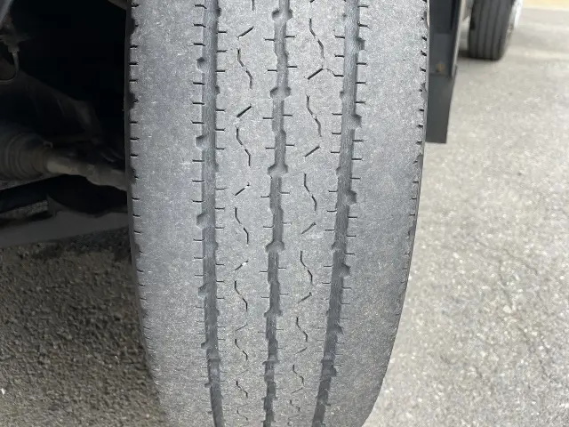 いすゞ エルフ BKG-NHS85A(4WD)の写真15