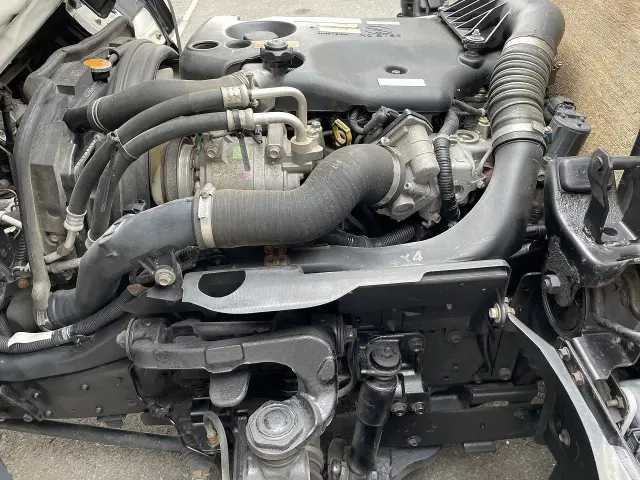 いすゞ エルフ BKG-NHS85A(4WD)の写真26