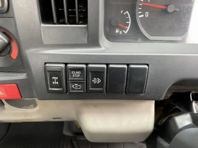 いすゞ エルフ BKG-NHS85A(4WD)の写真36