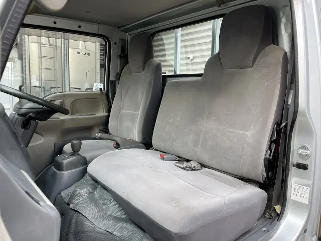 いすゞ エルフ BKG-NHS85A(4WD)の写真40