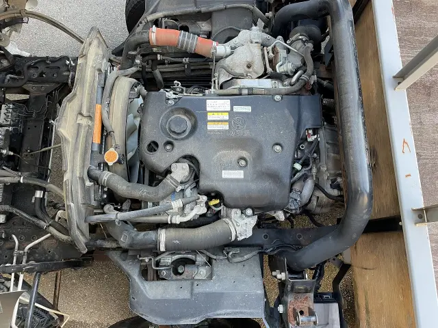 いすゞ エルフ TRG-NNR85AR(2WD)の写真5