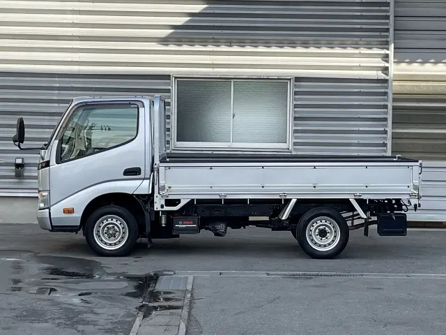 トヨタ トヨエース LDF-KDY281(4WD)の写真2