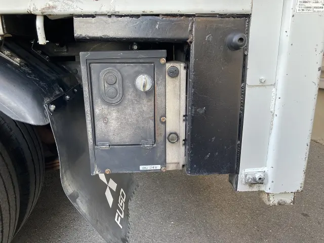 三菱 キャンター TKG-FBA50(2WD)の写真9