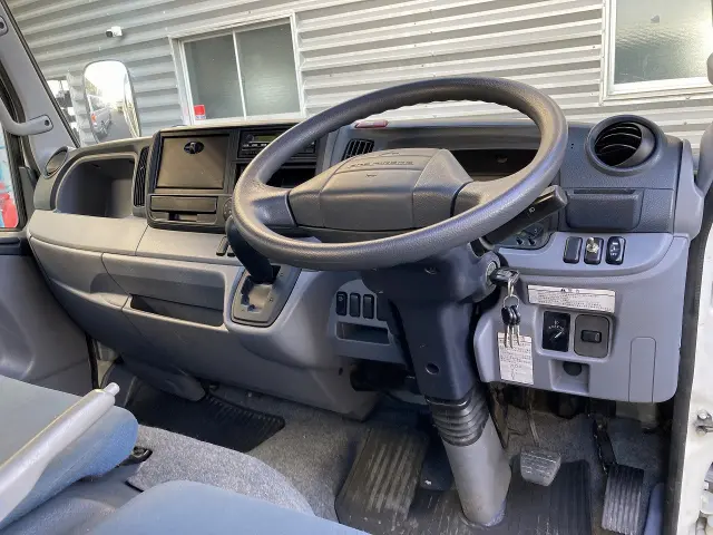 三菱 キャンター TKG-FBA50(2WD)の写真9