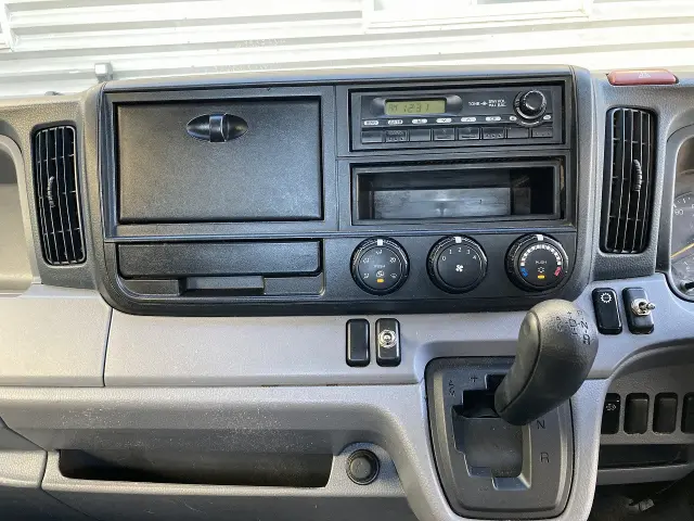 三菱 キャンター TKG-FBA50(2WD)の写真16