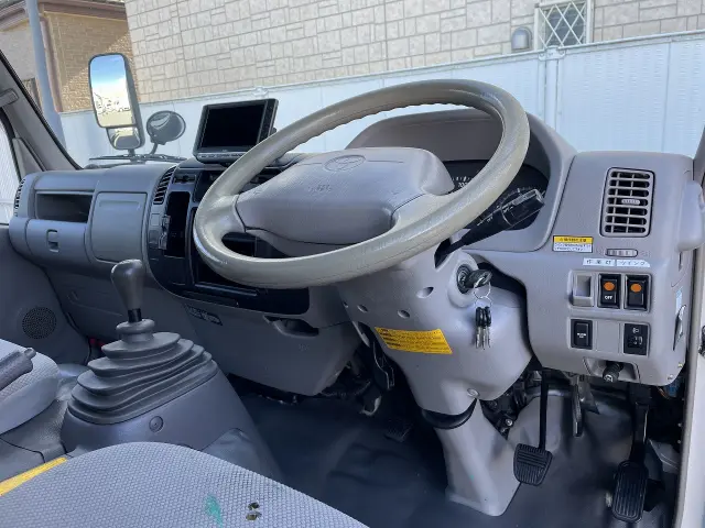 トヨタ トヨエース BDG-XZU414(2WD)の写真18