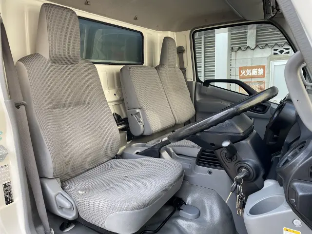 トヨタ ダイナ TKG-XZU710(2WD)の写真14