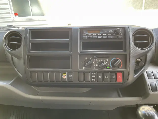 トヨタ ダイナ TKG-XZU710(2WD)の写真16