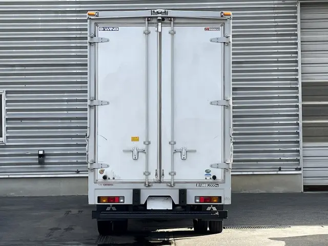 三菱 キャンター TPG-FEA50(2WD)の写真3