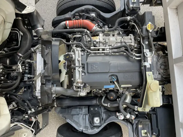 三菱 キャンター TPG-FEA50(2WD)の写真5