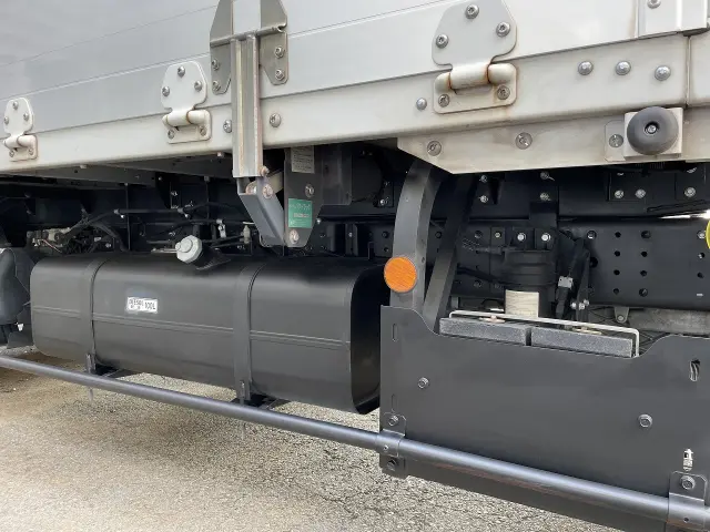 三菱 キャンター TPG-FEA50(2WD)の写真10