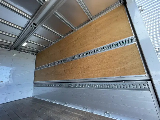 三菱 キャンター TPG-FEA50(2WD)の写真22