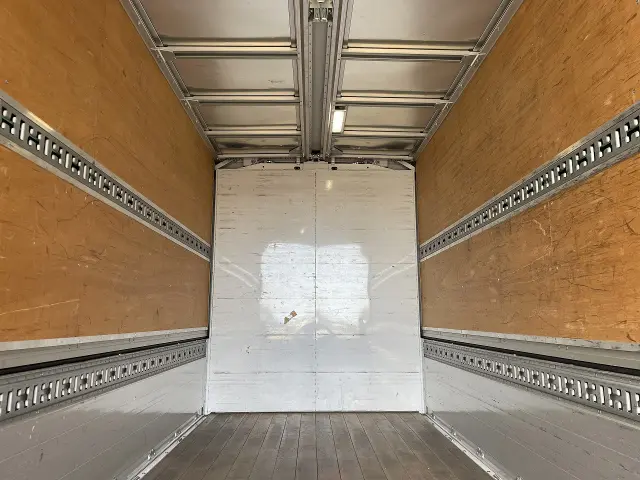 三菱 キャンター TPG-FEA50(2WD)の写真25