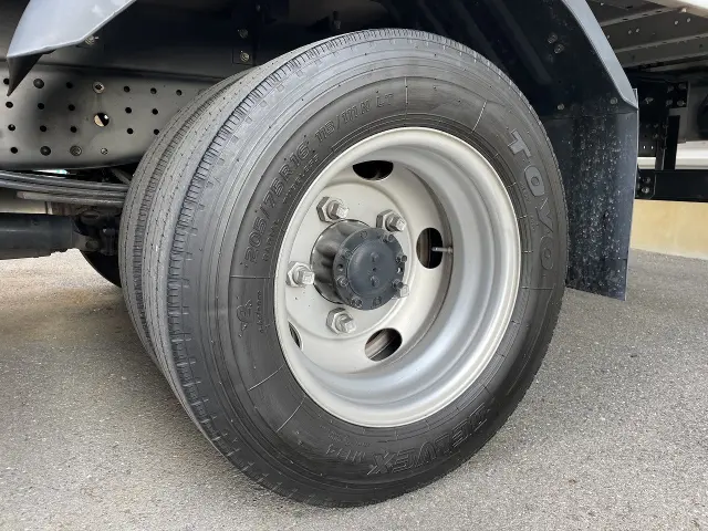 三菱 キャンター TPG-FEA50(2WD)の写真32