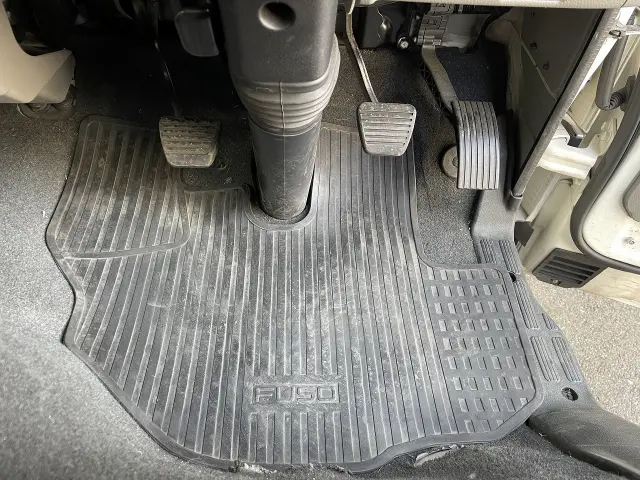 三菱 キャンター TPG-FEA50(2WD)の写真38