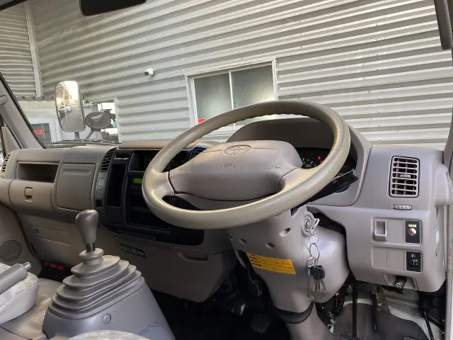 トヨタ ダイナ PB-XZU411(2WD)の写真15