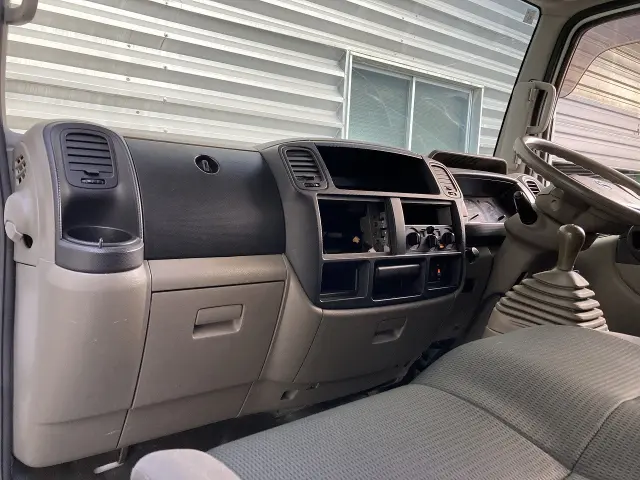 日産 アトラス SKG-SZ2F24(2WD)の写真22