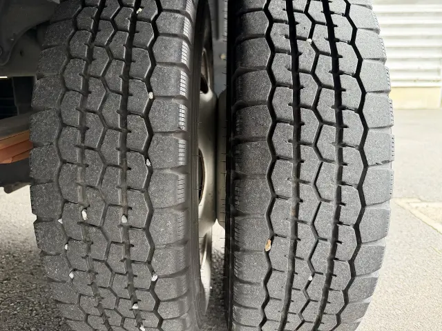 三菱 キャンター PDG-FE82D(2WD)の写真11