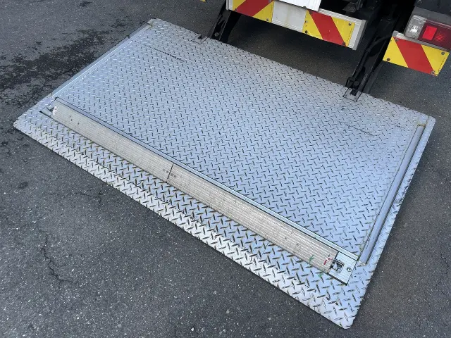 日野 デュトロ SKG-XZU710M(2WD)の写真3