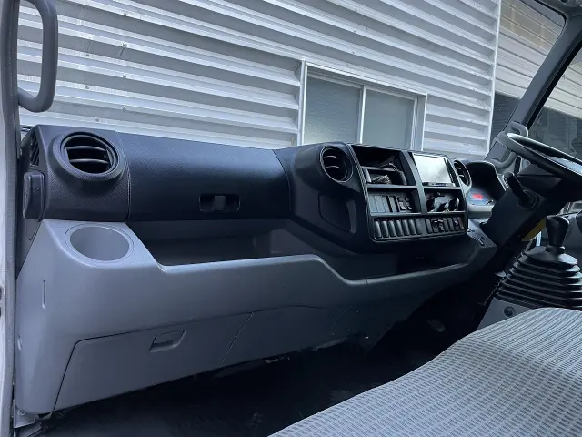 日野 デュトロ SKG-XZU710M(2WD)の写真19