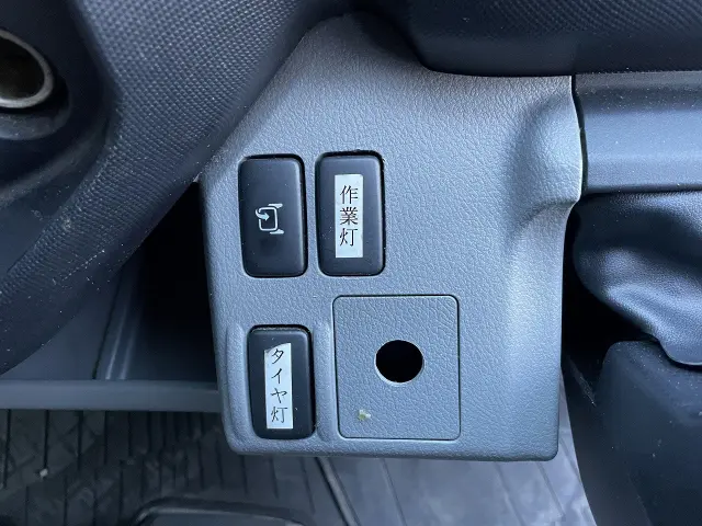 日野 デュトロ SKG-XZU710M(2WD)の写真28