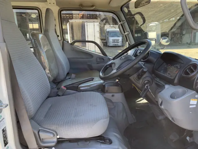 日野 デュトロ TKG-XZU605Mの写真7