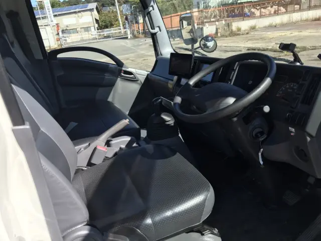いすゞ エルフ TPG-.NPR85AN(2WD)の写真17