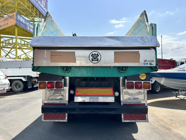 いすゞ ギガ LKG-CXZ77ATの写真7