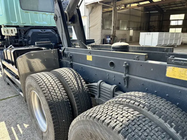 いすゞ ギガ LKG-CXZ77ATの写真15