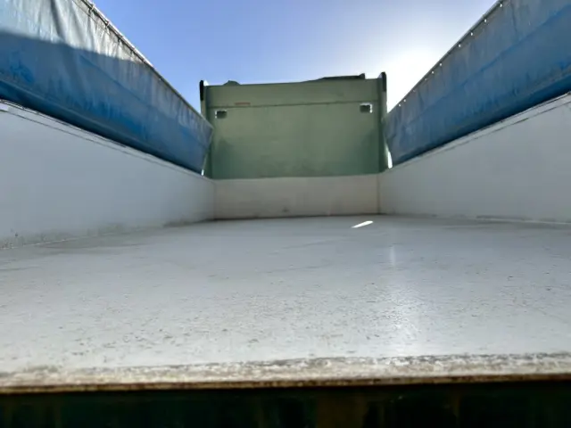 いすゞ ギガ LKG-CXZ77ATの写真22