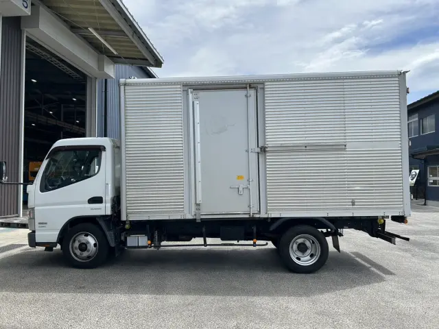 三菱 キャンター TKG-FEA50(2WD)の写真5