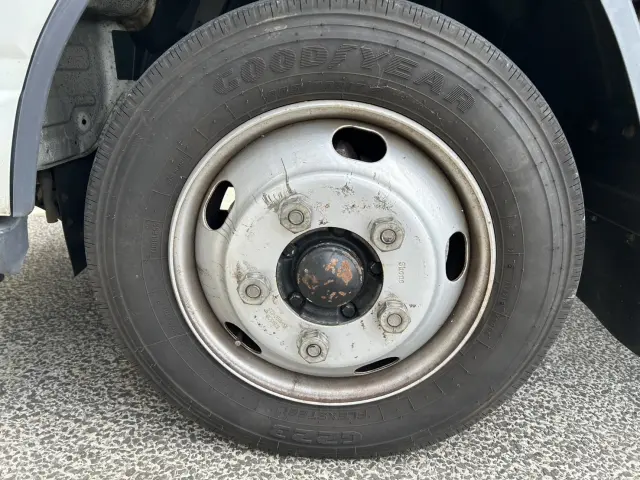 三菱 キャンター TKG-FEA50(2WD)の写真7